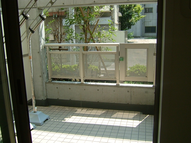 台風から気づいたこと バルコニー ベランダは本当に必要 仁 幸夢店は木更津市の新築 注文住宅 リフォーム 工務店 台風から気づいたこと バルコニー ベランダは本当に必要 仁 幸夢店は木更津市の新築 注文住宅 リフォーム 工務店