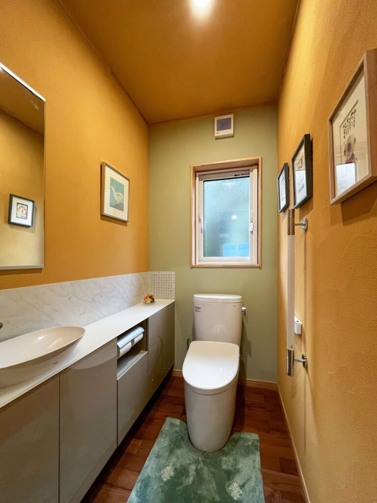 性能を極めた心地よく健康に暮らすレンガ積みの家の写真