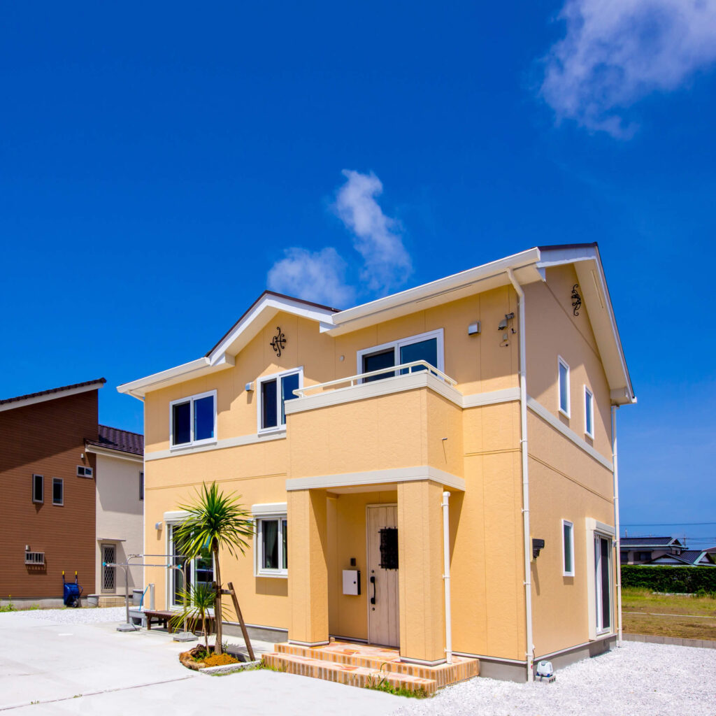 性能と色彩で整える、楽しく健やかに暮らす家の写真