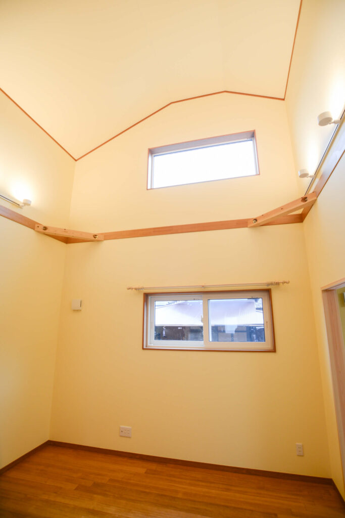 心地よさを大切にした、家族が集うレンガ積みの家の写真